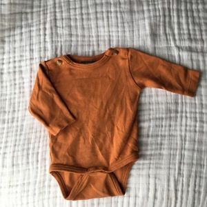 Kate Quinn Organic Button Onesie 0-3 month